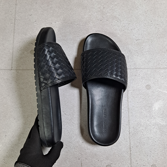 보테가베네타 남성 슬리퍼