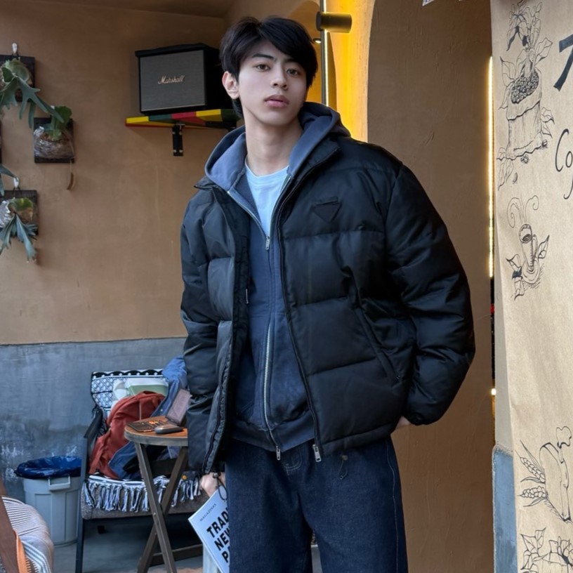 프라다 패딩 남녀공용