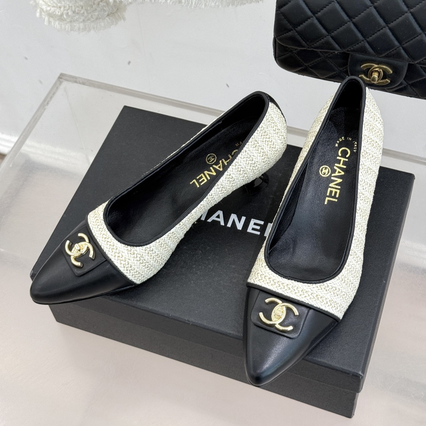 샤넬 미들힐 펌프스