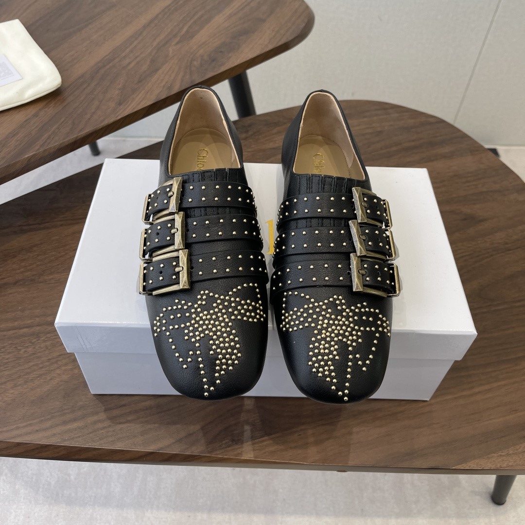 끌로에 여성 로퍼