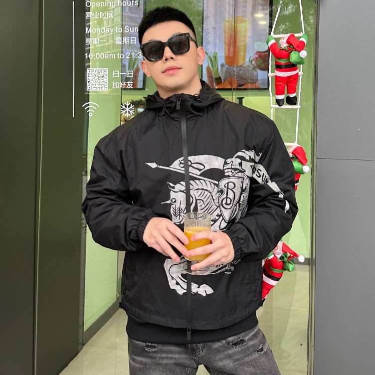 버버리 남성 바람막이 자켓