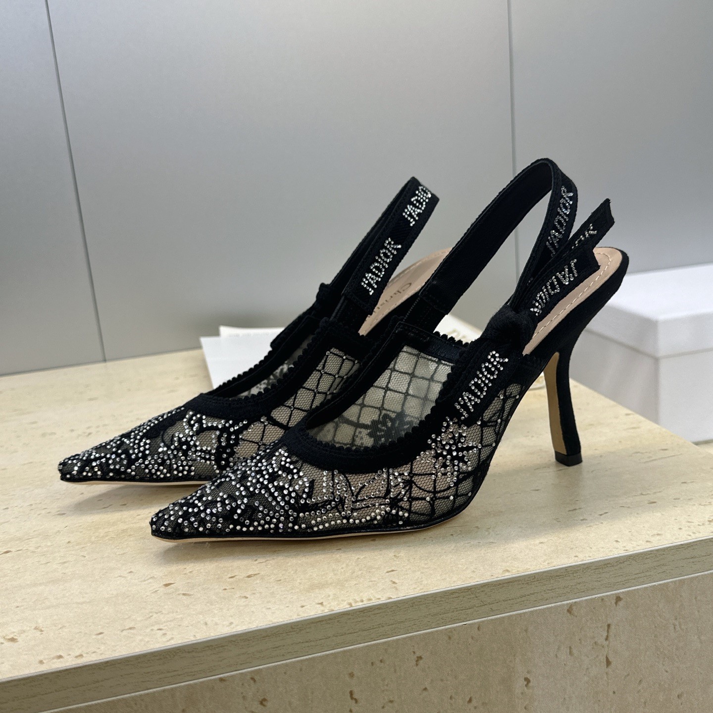 디올 쟈디올 슬링백 펌프스 2가지 굽