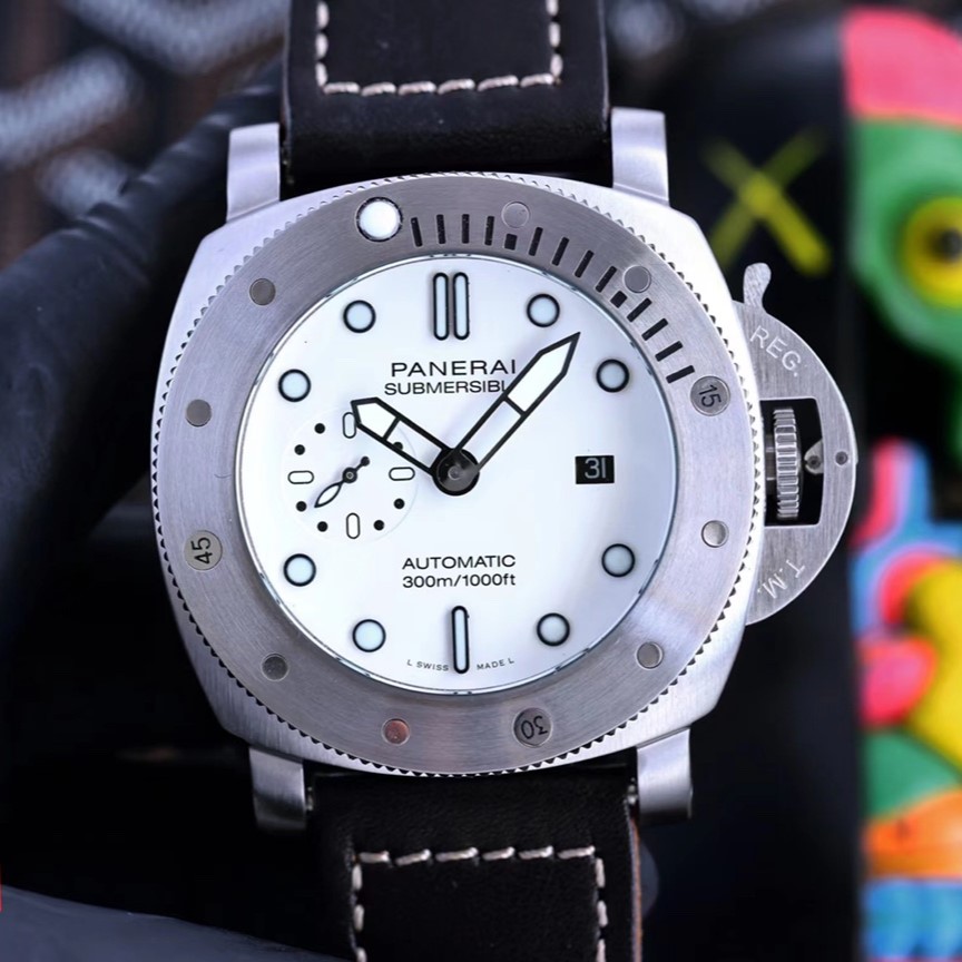파네라이 서브머서블 비앙코 PAM01223