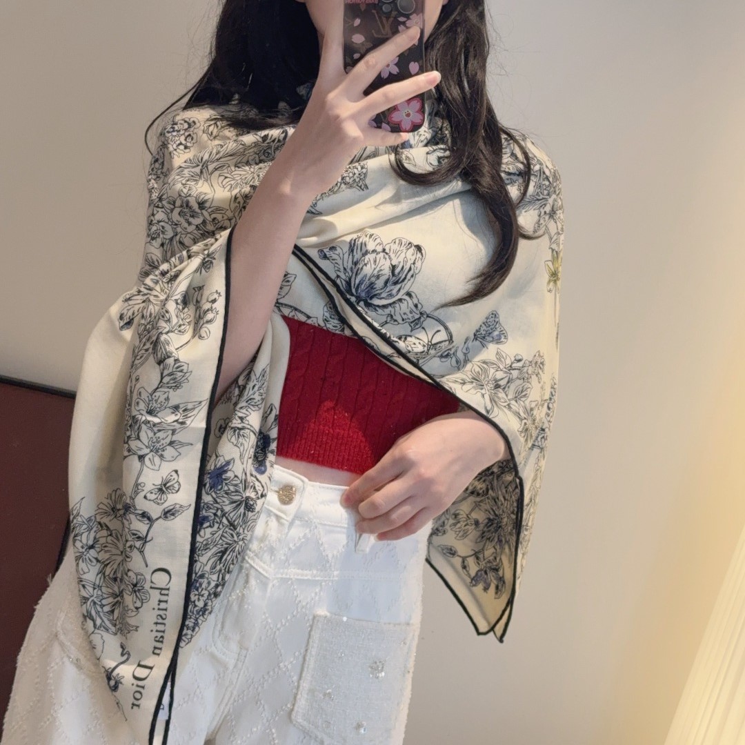 디올 스카프 머플러