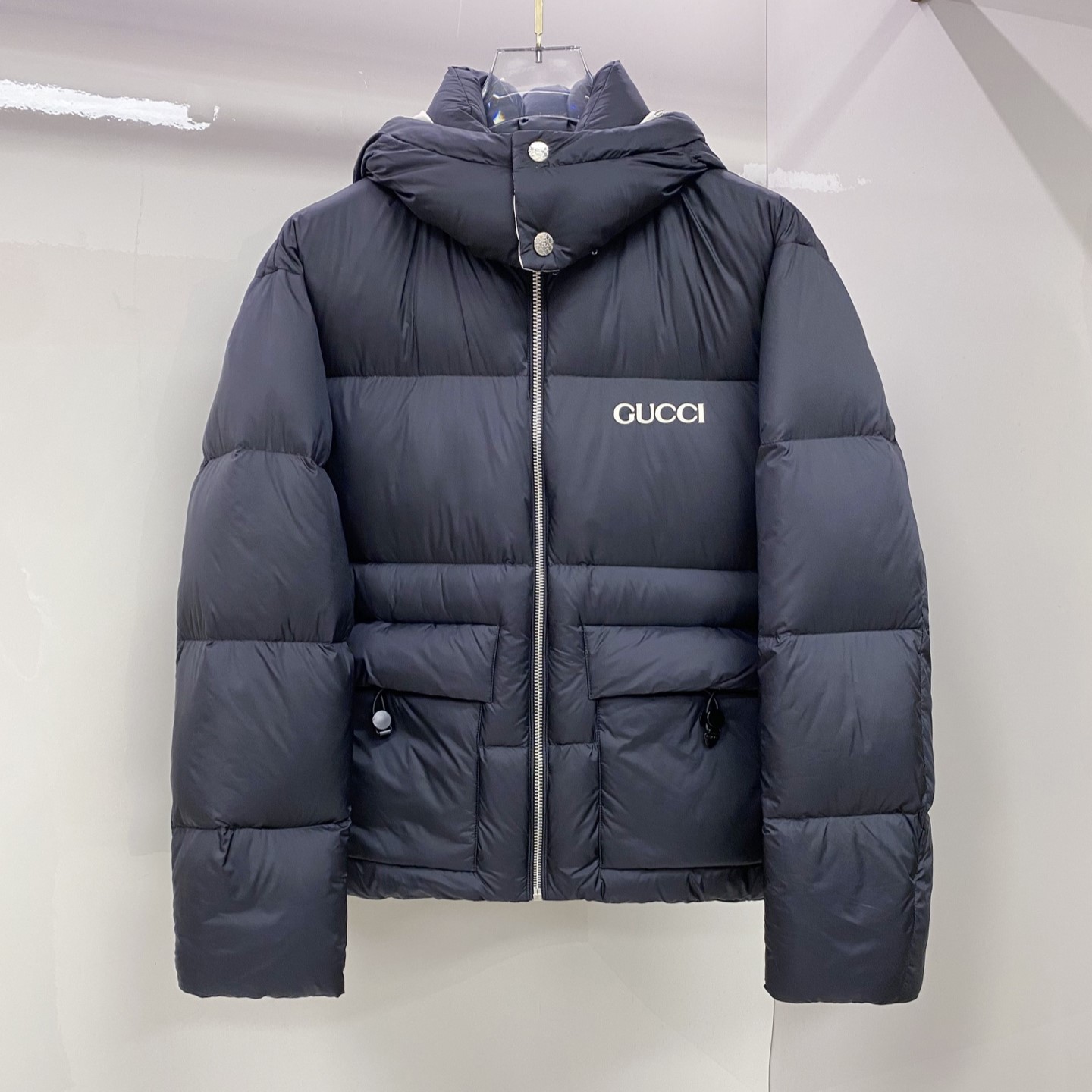 구찌 남성 패딩