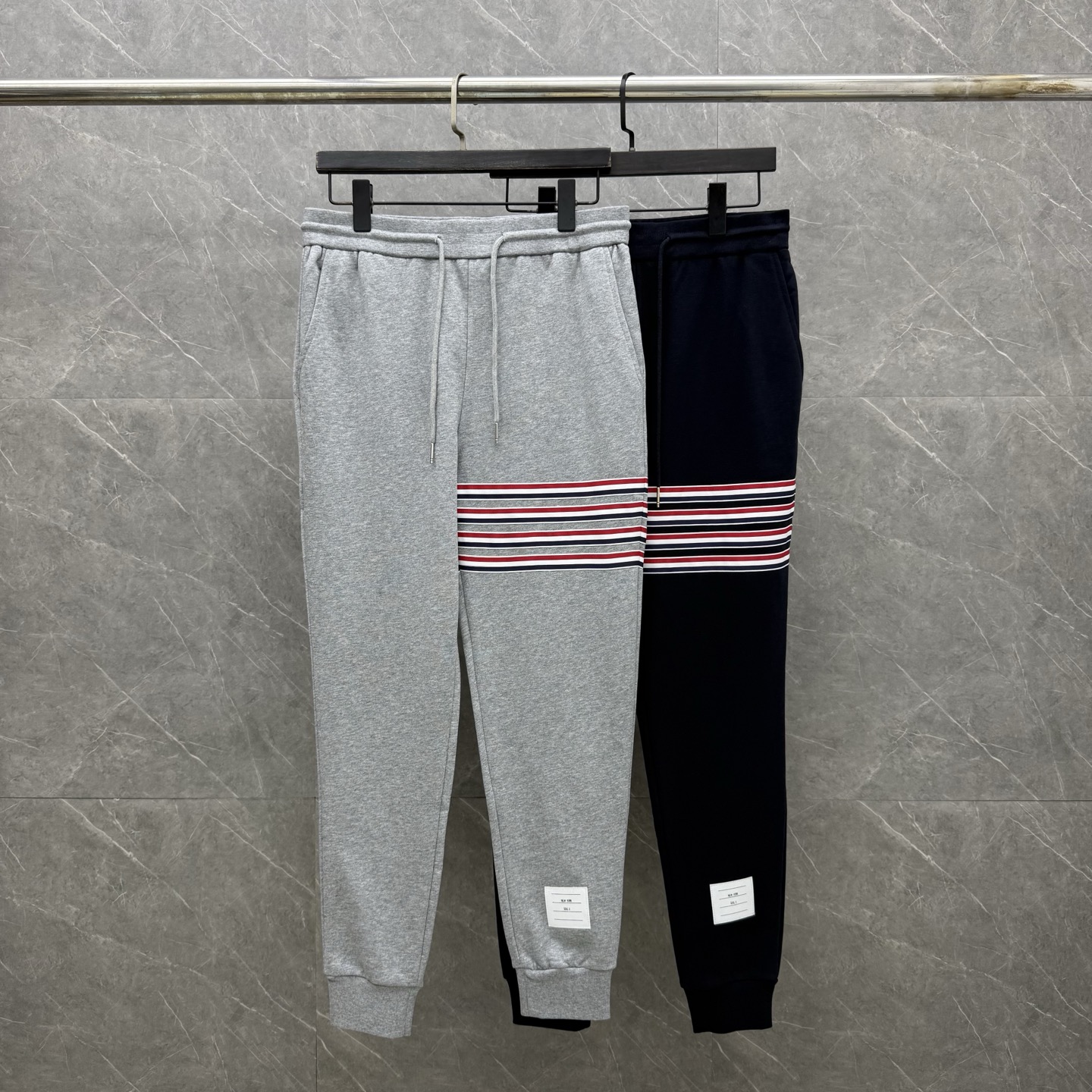 톰브라운 트레이닝 팬츠 남녀공용