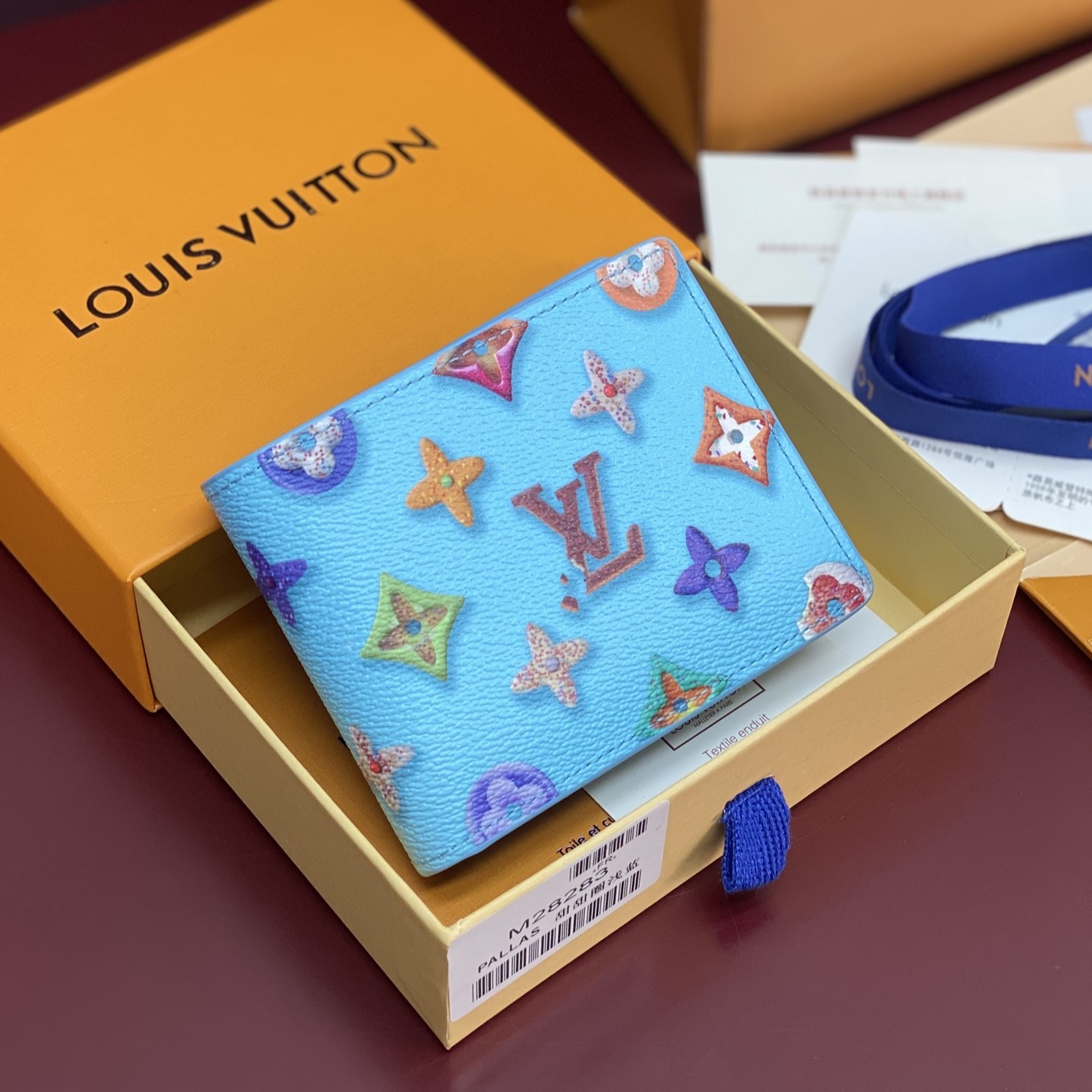 루이비통 남성 슬랜더 반지갑 M28283