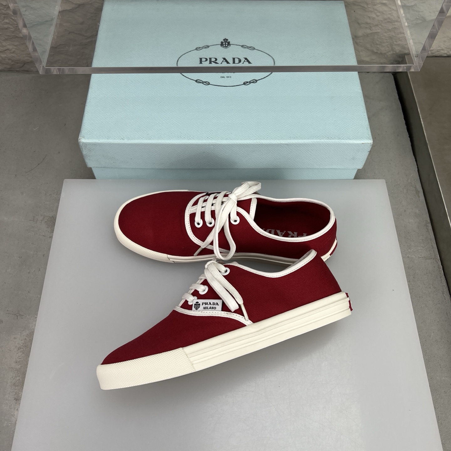 프라다 스니커즈 남녀공용