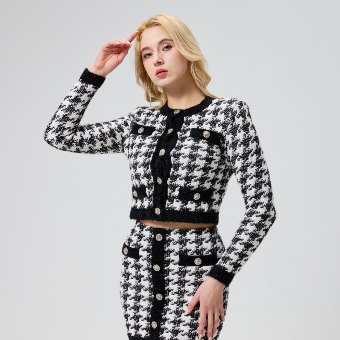 발망 여성 크롭 자켓