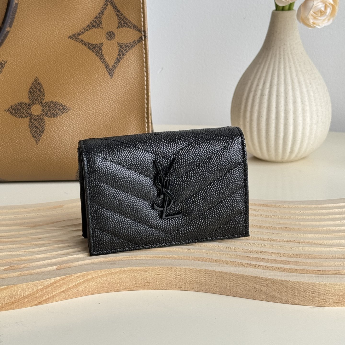 입생로랑 카산드라 비지니스 카드지갑 596323