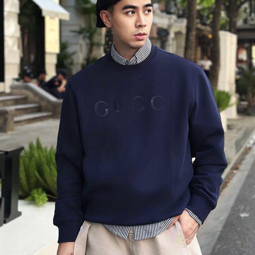 구찌 긴팔 티셔츠 남녀공용