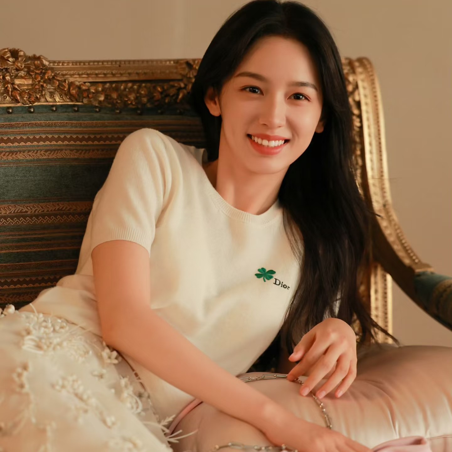 디올 여성 반팔티 2가지 색상