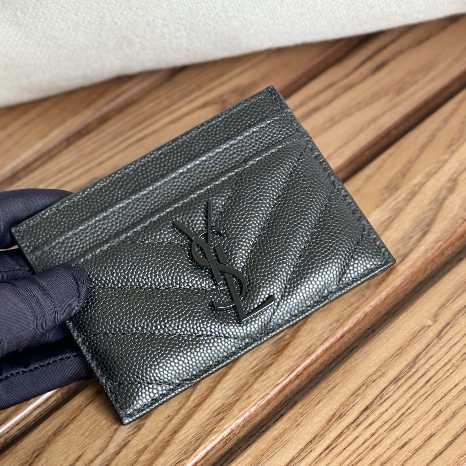 입생로랑 모노그램 카드지갑 홀더 423291