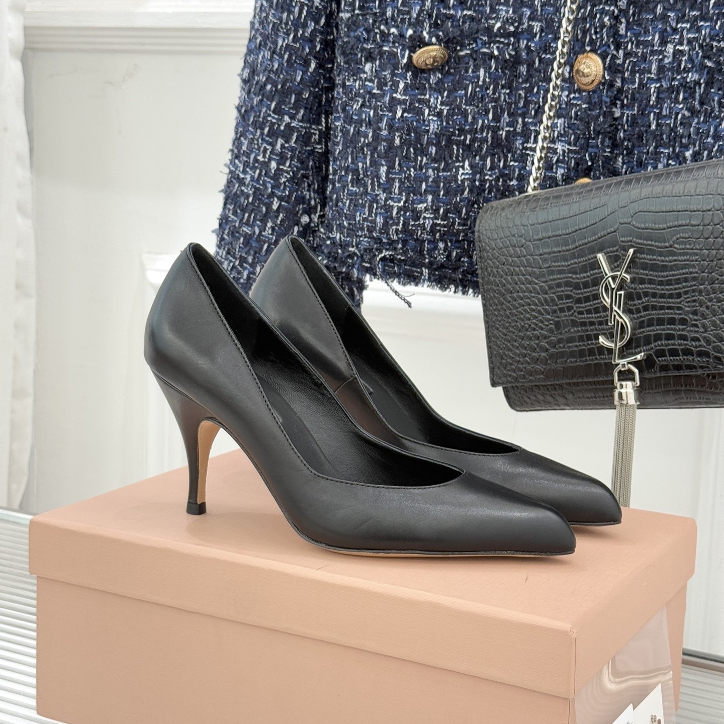 미우미우 펌프스 하이힐