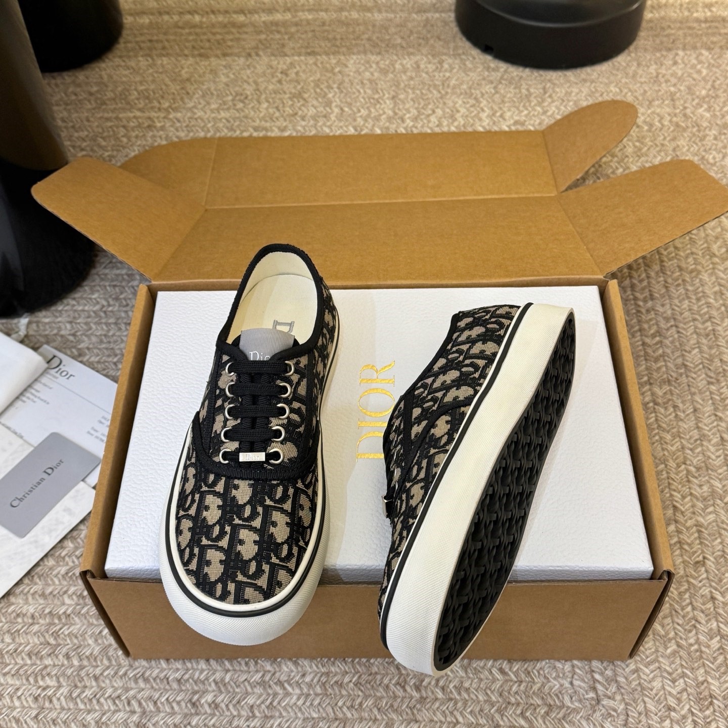 디올 오블리크 자카드 솔트윈드 여성 스니커즈