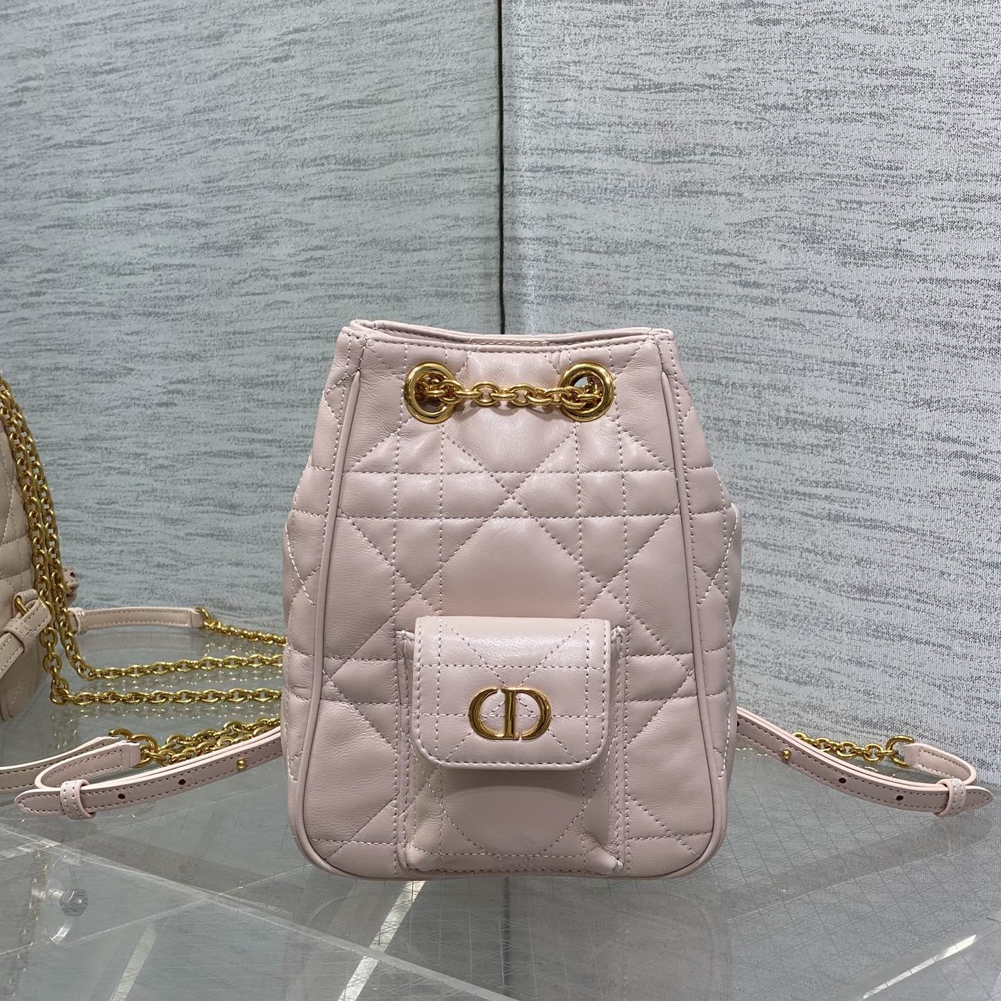 디올 카로 스몰 멀티캐리 까나쥬 백팩 6616