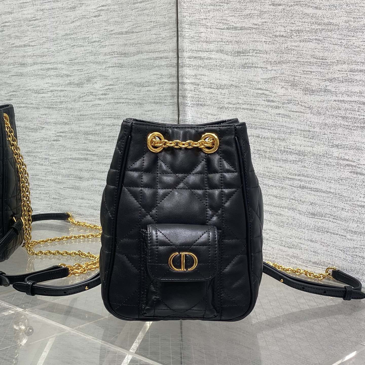 디올 카로 스몰 멀티캐리 까나쥬 백팩 6616