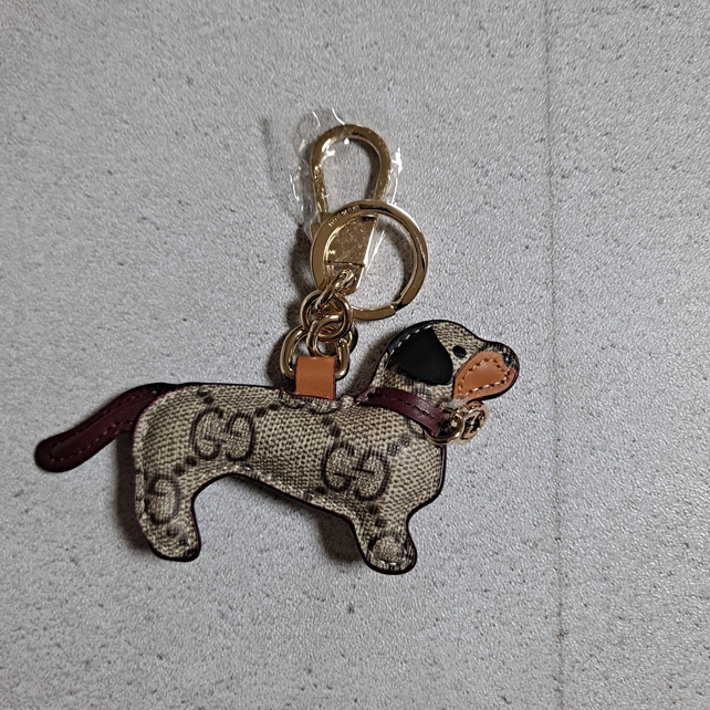 구찌 강아지 키링