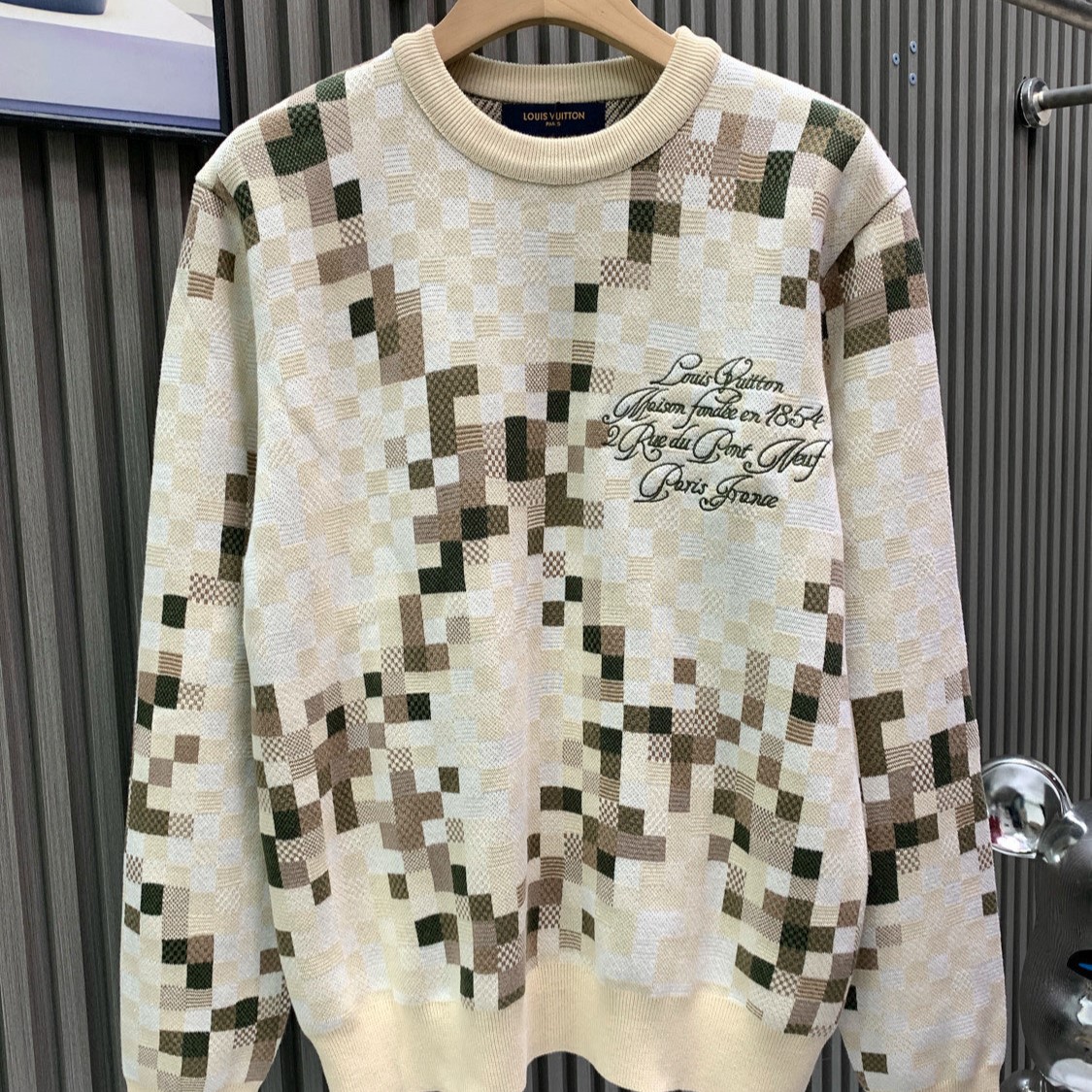 루이비통 니트 긴팔 티셔츠