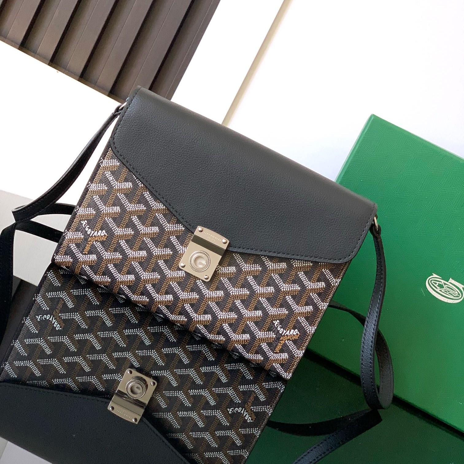 고야드 시프르 파우치 지갑 크로스백