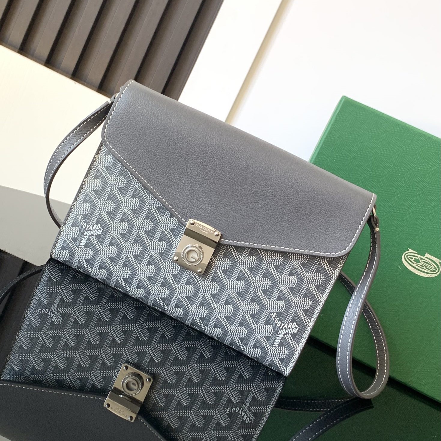 고야드 시프르 파우치 지갑 크로스백