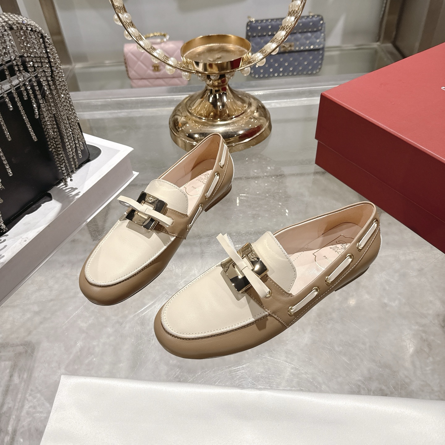 로저비비에 가죽 로퍼