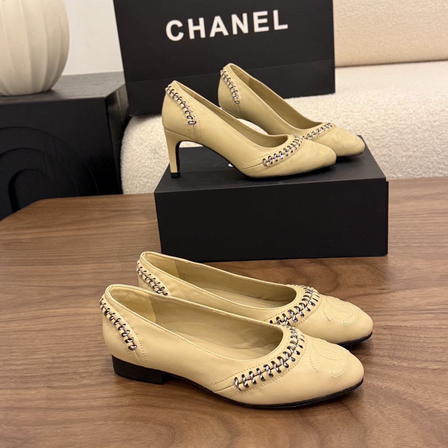 샤넬 플랫슈즈 펌프스 2가지 디자인