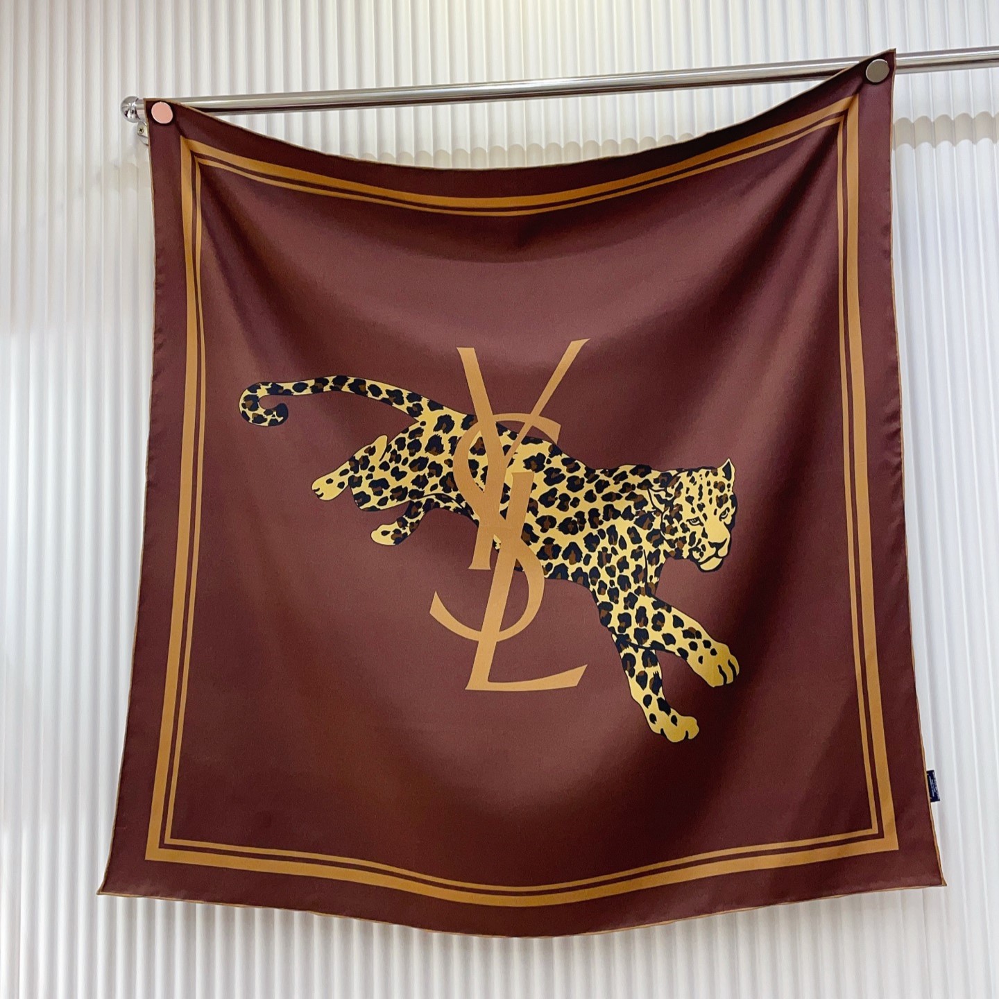 입생로랑 스카프