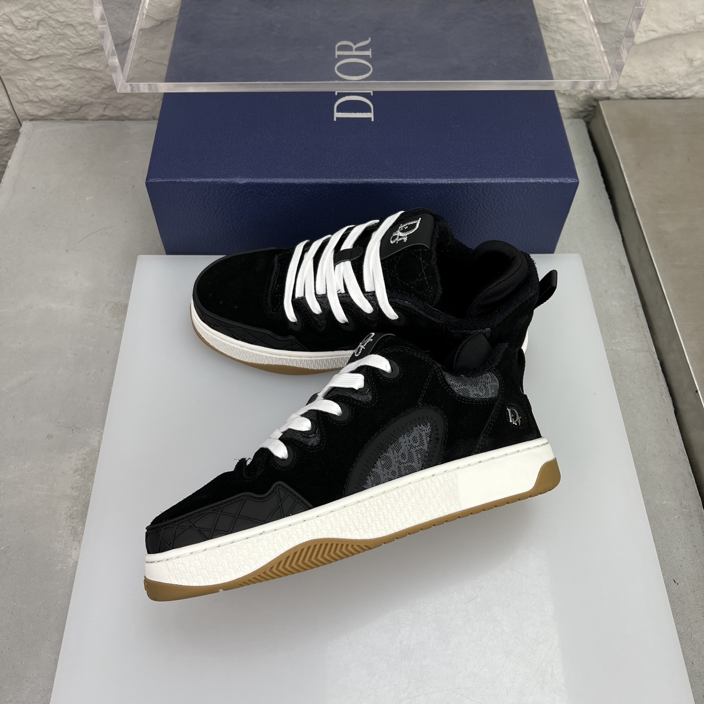 디올 B9S 스케이터 남성 스니커즈