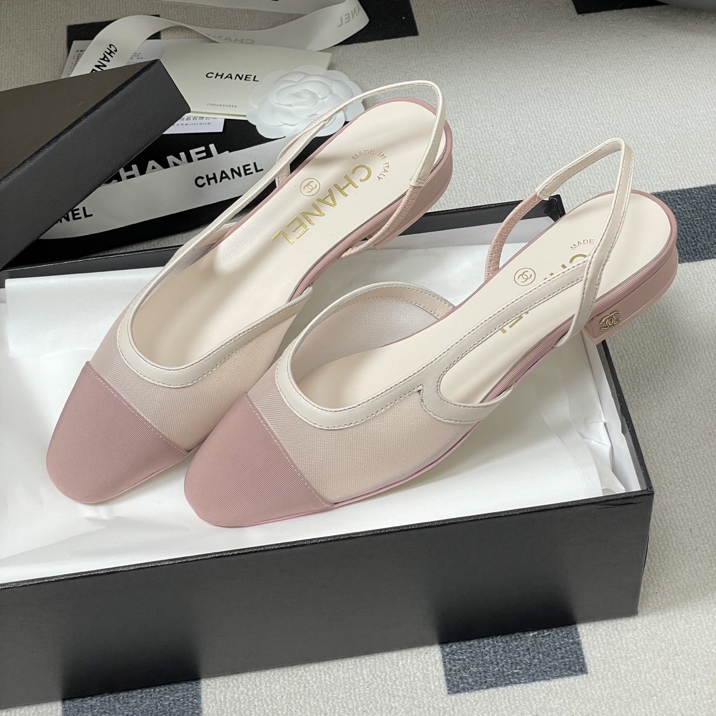 샤넬 메쉬 슬링백 펌프스 2가지 굽