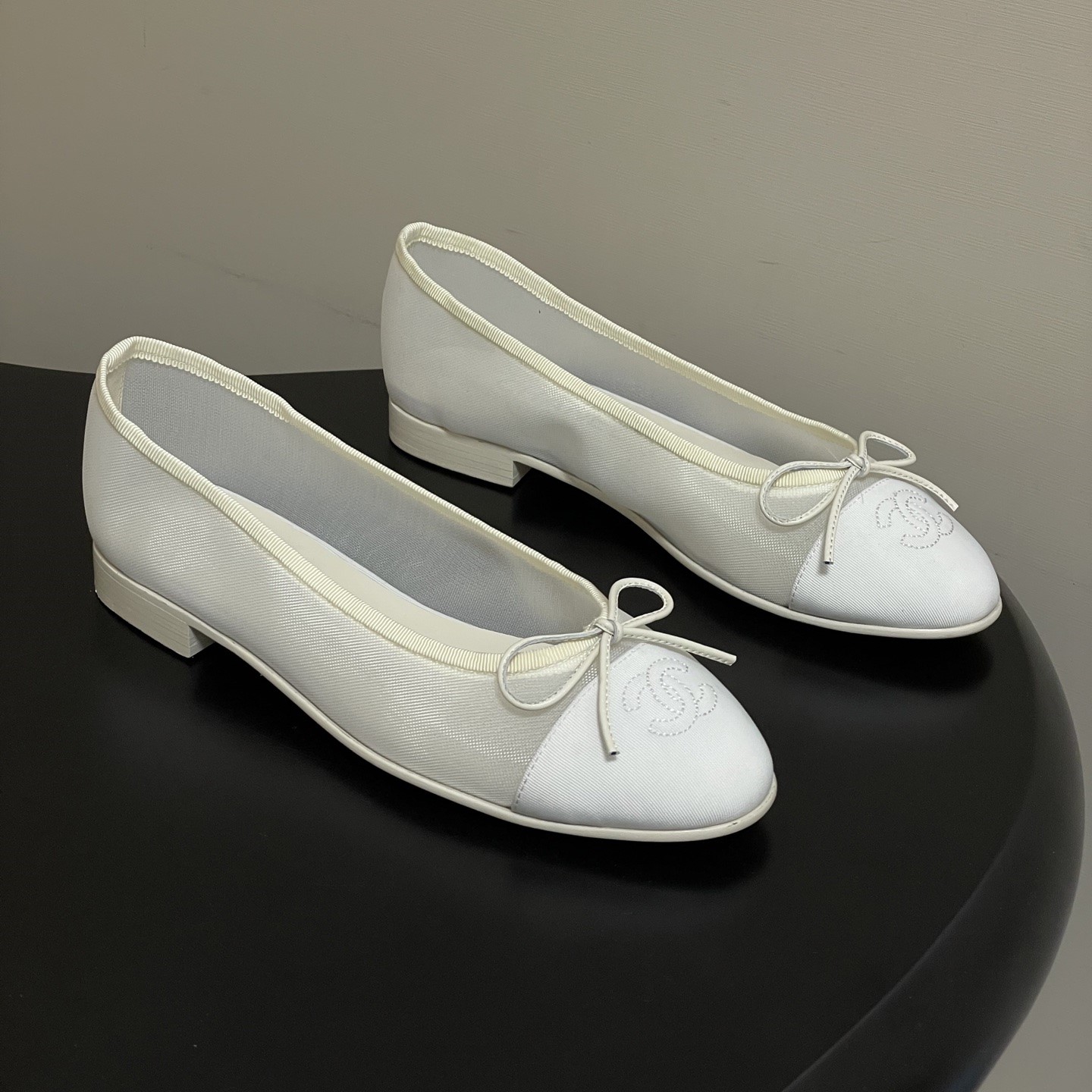 샤넬 발레리나 메쉬 플랫슈즈