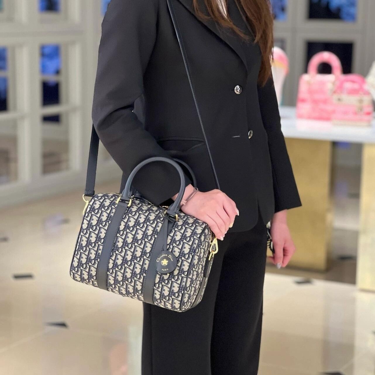 디올 그루브 오블리크 자카드 숄더백 3가지 사이즈