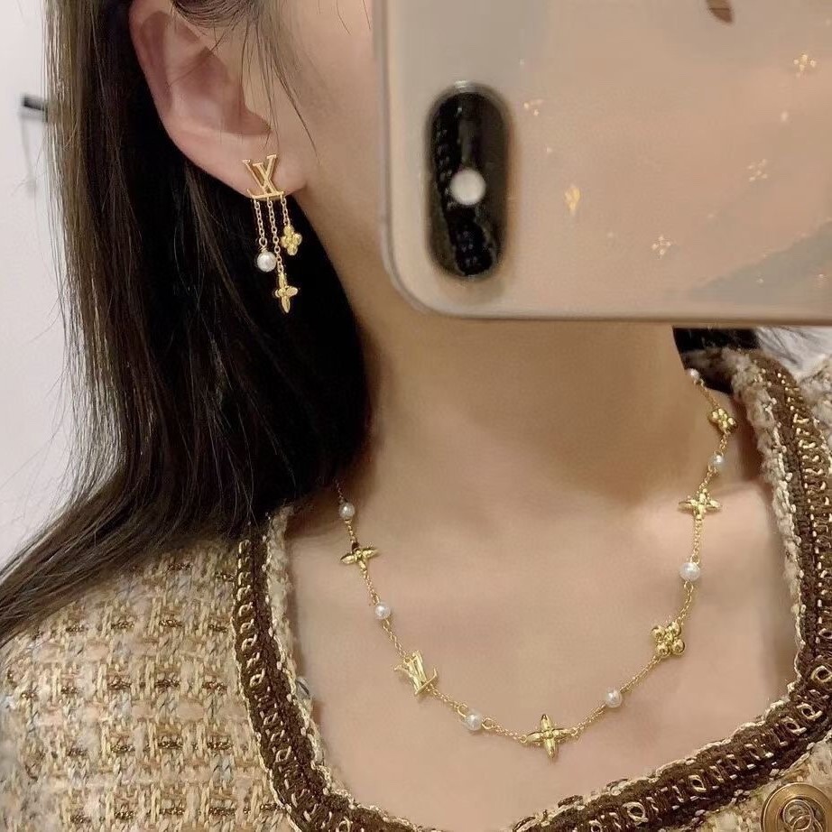 루이비통 목걸이