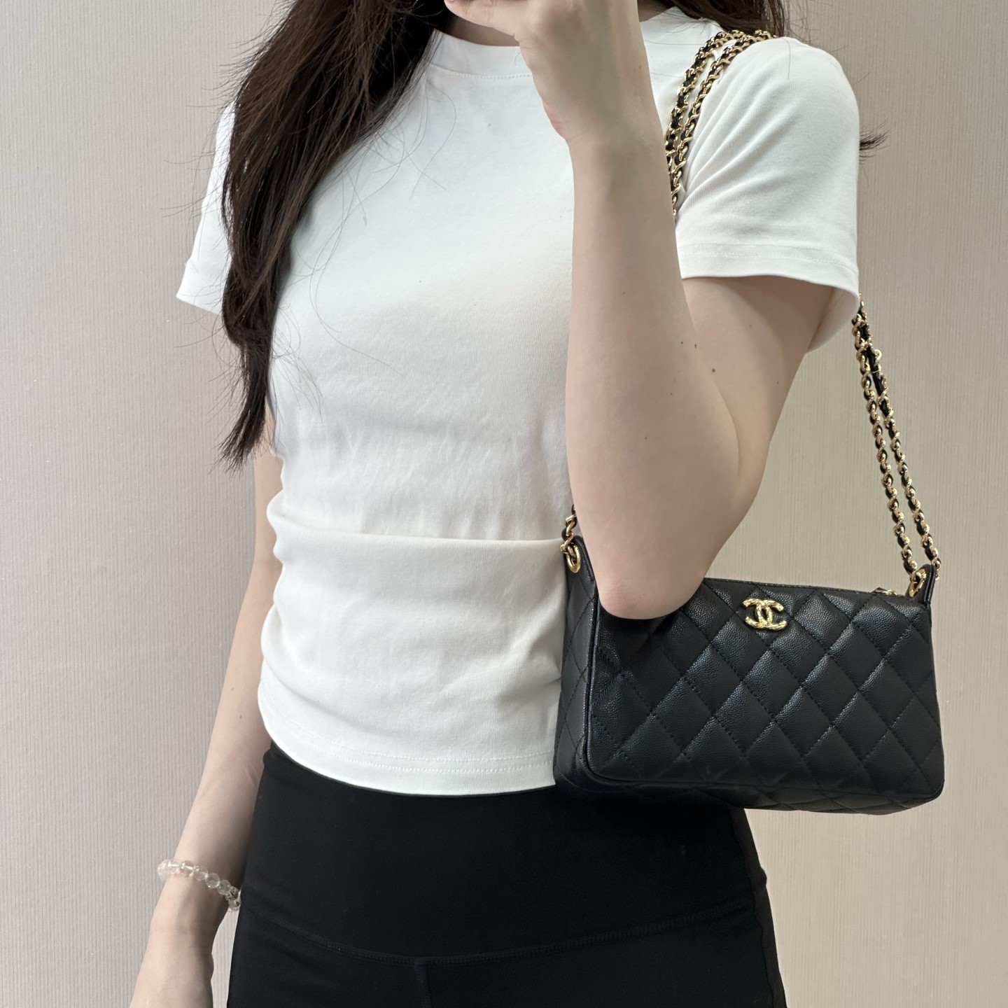 샤넬 클래식 캐비어 미니 파우치 크로스백