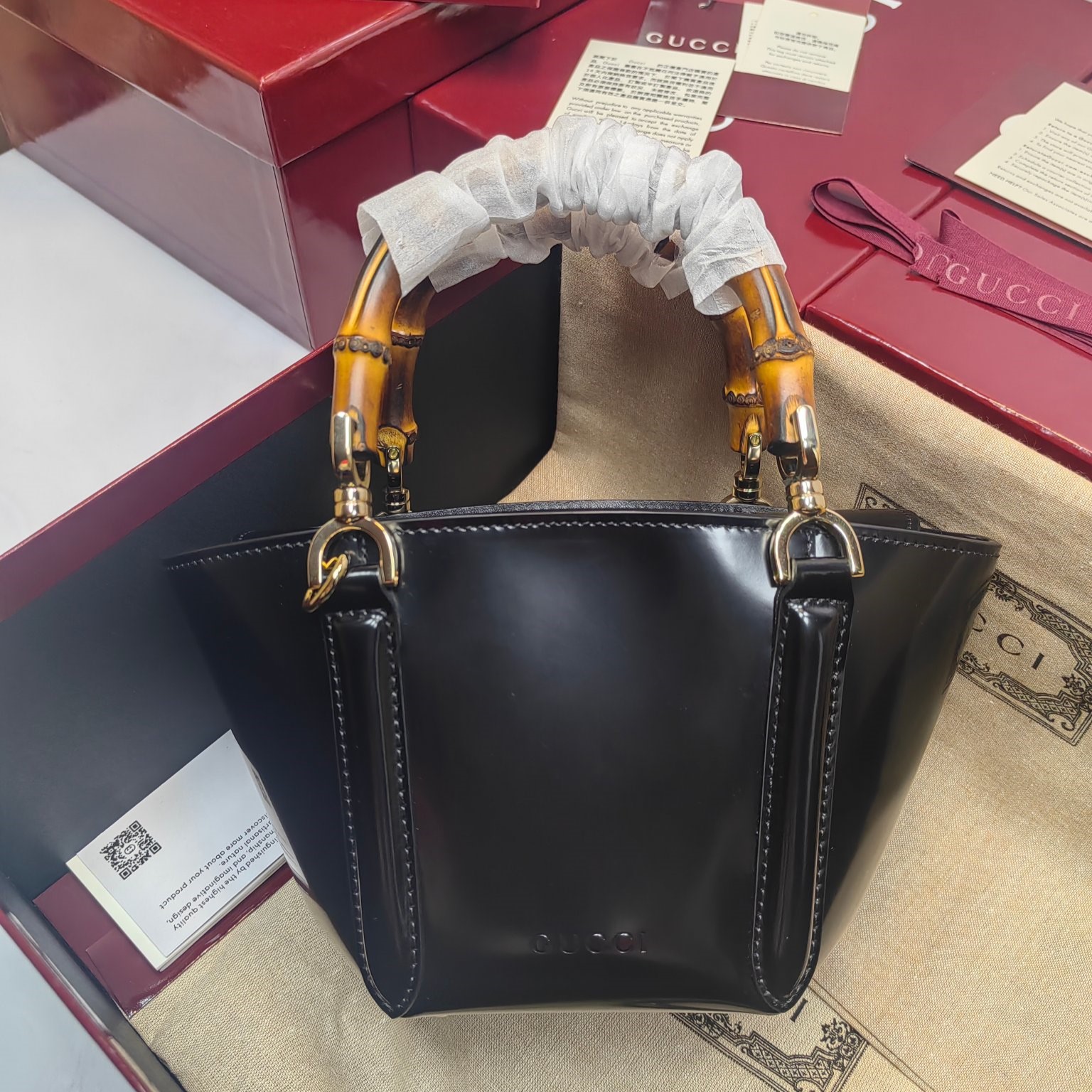 구찌 뱀부 탑 핸들 미니 토트백 805832