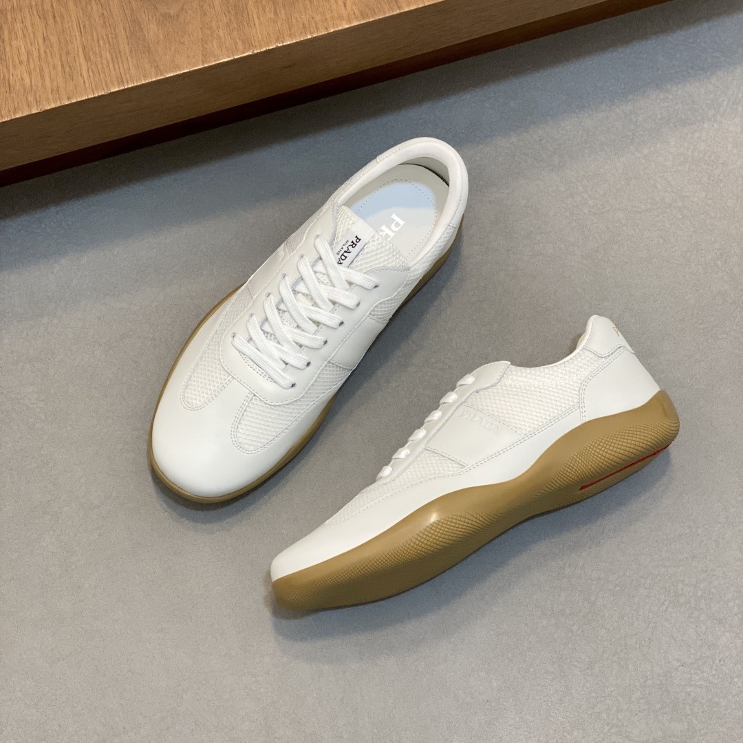 프라다 스피드락 레더 앤 메쉬 패브릭 남성 스니커즈