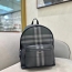 버버리 체크 패턴 백팩