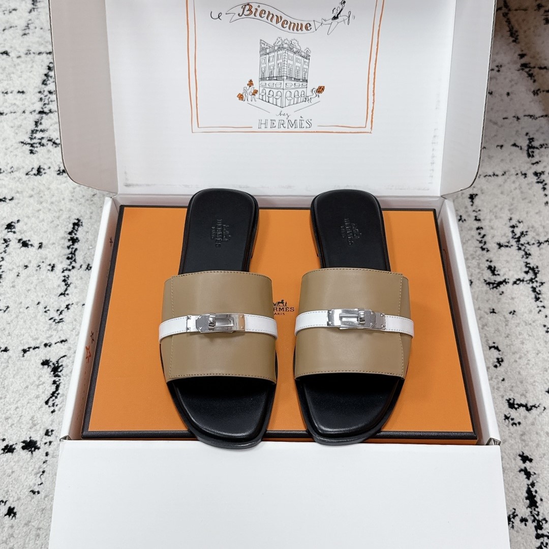 에르메스 줄리아 샌들 슬리퍼