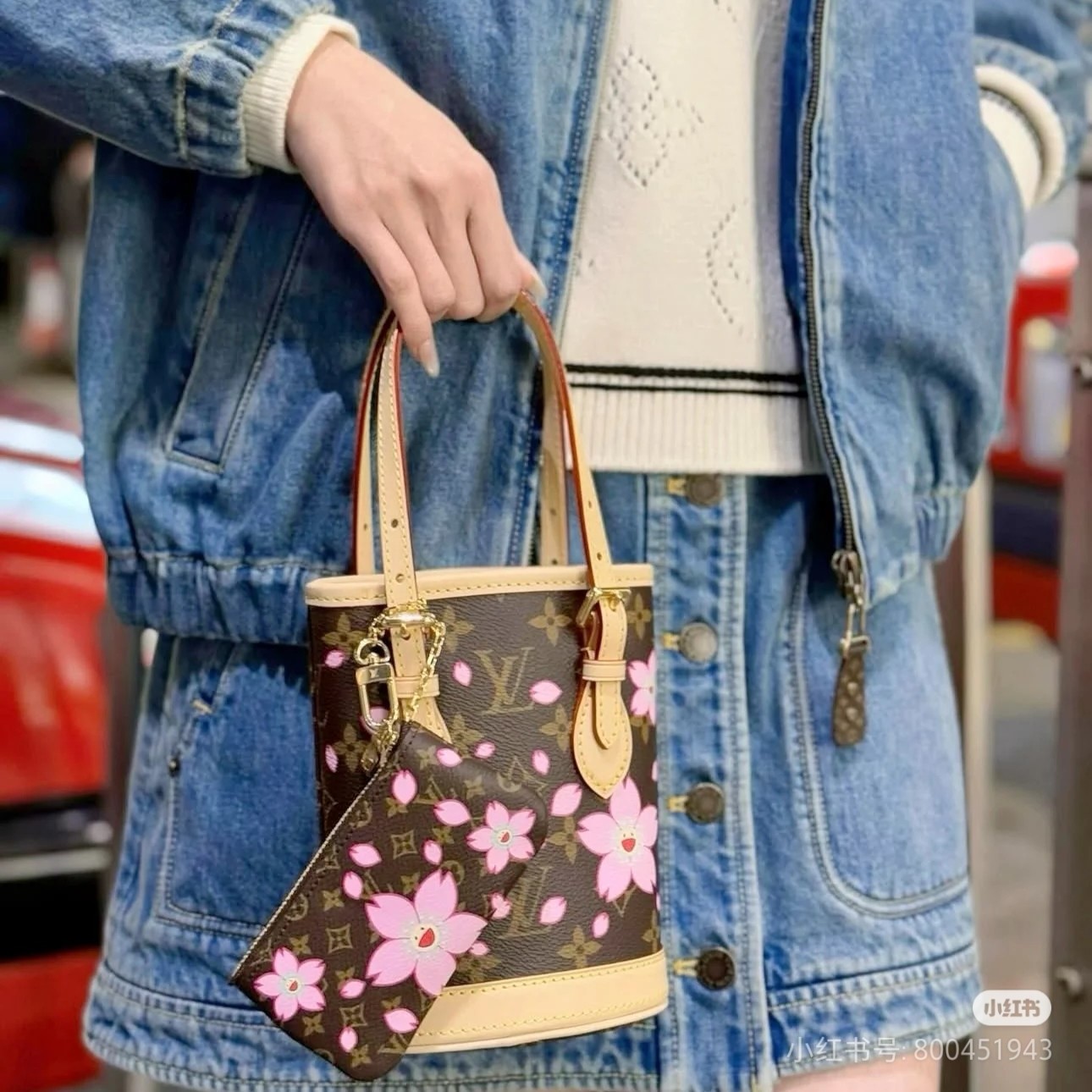 루이비통 무라카미 콜라보 나노 버킷백 M13417