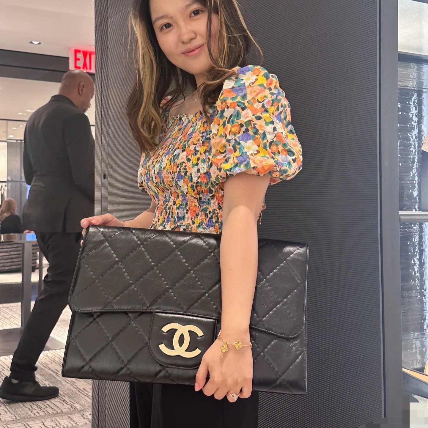 샤넬 클래식 퀼팅 플랩 라지 클러치