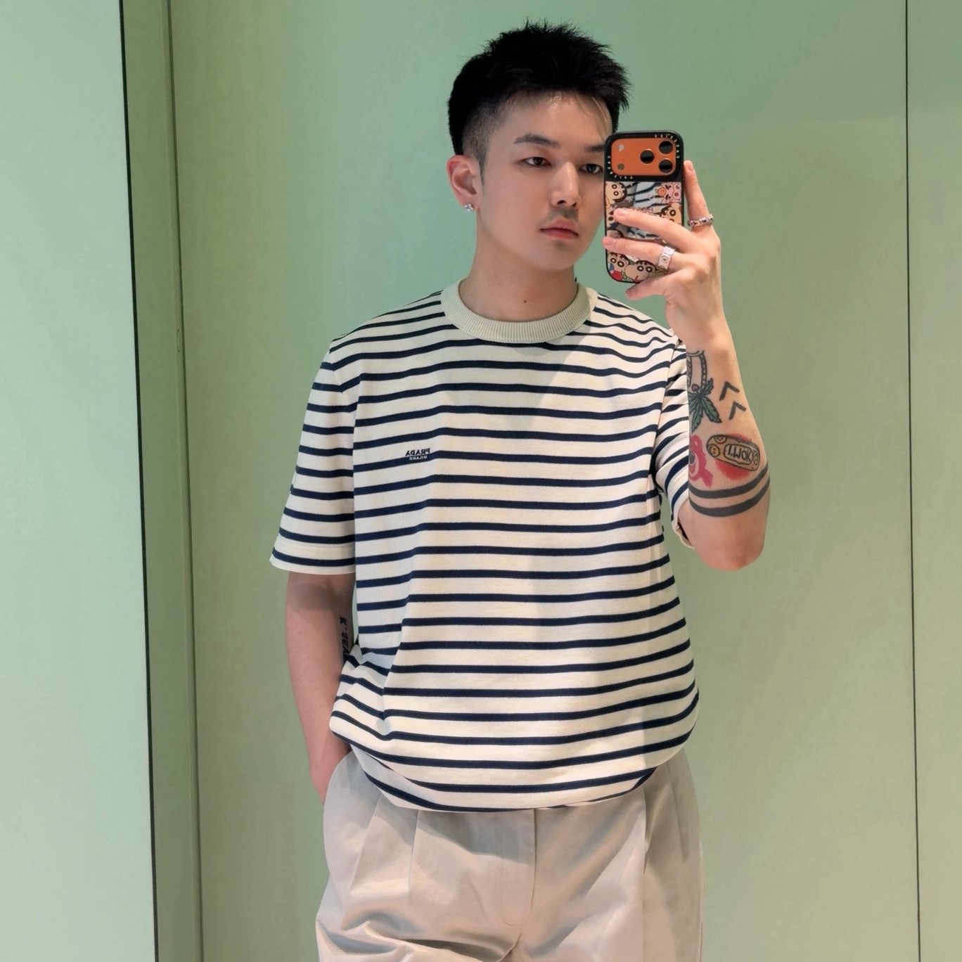 프라다 반팔티 남녀공용